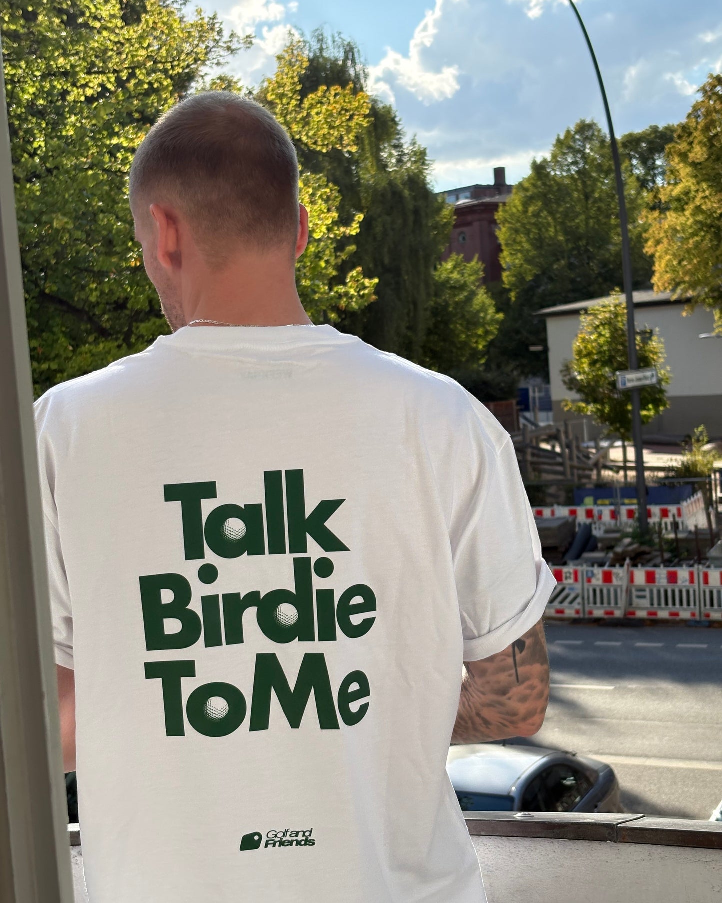 T-SHIRT "TALK BIRDIE TO ME"